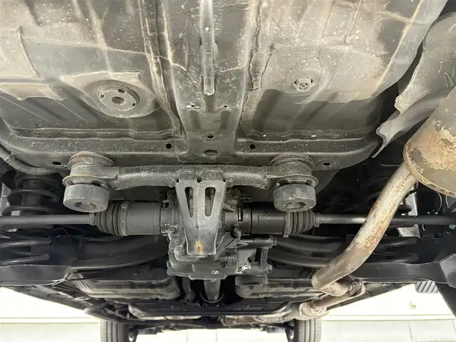 ホンダ ヴェゼル G ホンダセンシング 岩手県 2018(平30)年 6.9万km クリスタルブラックパール 禁煙車/4WD/追従型クルーズコントロール/純正ナビ/→フルセグTV/Bluetooth/CD/DVD/FM/AM/バックカメラ/ステアリングスイッチ/レーンキープアシスト/衝突軽減システム/横滑り防止装置/電子パーキング/オートブレーキホールド/オートライト/LEDヘッドライト/〇プッシュスタート/〇電動格納ミラー/〇ウィンカーミラー/〇ドアバイザー/〇フロアマット/〇シガーソケット/〇スマートキー/ビルトインETC