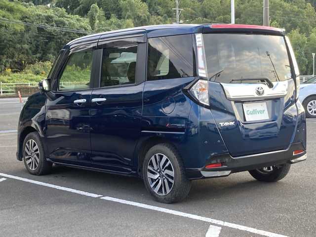 トヨタ タンク カスタムG 佐賀県 2020(令2)年 4万km レーザーブルークリスタルシャイン 純正9インチナビ/バックカメラ/両側パワースライドドア/プリクラッシュセーフティ/レーンキープアシスト/オートハイビーム/コーナーセンサー/クルーズコントロール/ビルトインETC/革調シートカバー/シートヒーター/ステアリングリモコン/ドライブレコーダー/プッシュスタート/スマートキー/LEDヘッドライト/フォグライト/純正アルミホイール