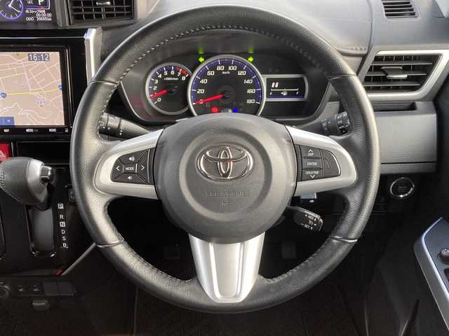 トヨタ タンク カスタムG 佐賀県 2020(令2)年 4万km レーザーブルークリスタルシャイン 純正9インチナビ/バックカメラ/両側パワースライドドア/プリクラッシュセーフティ/レーンキープアシスト/オートハイビーム/コーナーセンサー/クルーズコントロール/ビルトインETC/革調シートカバー/シートヒーター/ステアリングリモコン/ドライブレコーダー/プッシュスタート/スマートキー/LEDヘッドライト/フォグライト/純正アルミホイール