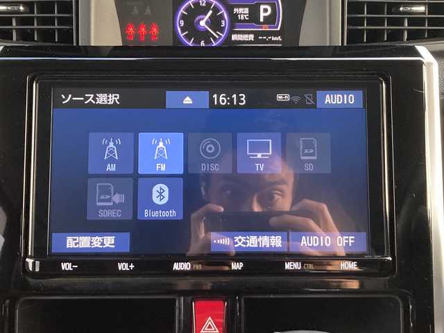 トヨタ タンク カスタムG 佐賀県 2020(令2)年 4万km レーザーブルークリスタルシャイン 純正9インチナビ/バックカメラ/両側パワースライドドア/プリクラッシュセーフティ/レーンキープアシスト/オートハイビーム/コーナーセンサー/クルーズコントロール/ビルトインETC/革調シートカバー/シートヒーター/ステアリングリモコン/ドライブレコーダー/プッシュスタート/スマートキー/LEDヘッドライト/フォグライト/純正アルミホイール