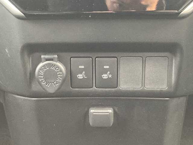 トヨタ タンク カスタムG 佐賀県 2020(令2)年 4万km レーザーブルークリスタルシャイン 純正9インチナビ/バックカメラ/両側パワースライドドア/プリクラッシュセーフティ/レーンキープアシスト/オートハイビーム/コーナーセンサー/クルーズコントロール/ビルトインETC/革調シートカバー/シートヒーター/ステアリングリモコン/ドライブレコーダー/プッシュスタート/スマートキー/LEDヘッドライト/フォグライト/純正アルミホイール