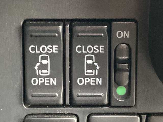 トヨタ タンク カスタムG 佐賀県 2020(令2)年 4万km レーザーブルークリスタルシャイン 純正9インチナビ/バックカメラ/両側パワースライドドア/プリクラッシュセーフティ/レーンキープアシスト/オートハイビーム/コーナーセンサー/クルーズコントロール/ビルトインETC/革調シートカバー/シートヒーター/ステアリングリモコン/ドライブレコーダー/プッシュスタート/スマートキー/LEDヘッドライト/フォグライト/純正アルミホイール