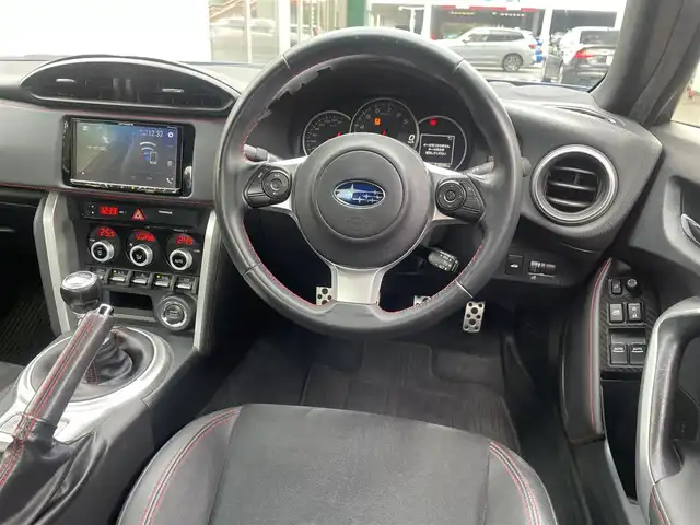 スバル ＢＲＺ GT 埼玉県 2017(平29)年 6.4万km WRブルーパール /6速MT//STIマフラー//ブレンボキャリパー//SACHSダンパー//社外ディスプレイオーディオ//CD/DVD/Bluetooth/USB//クルーズコントロール//ハーフレザーシート//前2席シートヒーター//ETC2.0//スマートキーx2//LEDヘッドライト//LEDフォグランプ//W.サイド.カーテンエアバッグ//ABS//横滑り防止装置//革巻きステアリング//オートライト//純正17インチAW//新車時保証書//取扱説明書