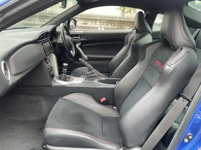スバル ＢＲＺ GT 埼玉県 2017(平29)年 6.4万km WRブルーパール /6速MT//STIマフラー//ブレンボキャリパー//SACHSダンパー//社外ディスプレイオーディオ//CD/DVD/Bluetooth/USB//クルーズコントロール//ハーフレザーシート//前2席シートヒーター//ETC2.0//スマートキーx2//LEDヘッドライト//LEDフォグランプ//W.サイド.カーテンエアバッグ//ABS//横滑り防止装置//革巻きステアリング//オートライト//純正17インチAW//新車時保証書//取扱説明書