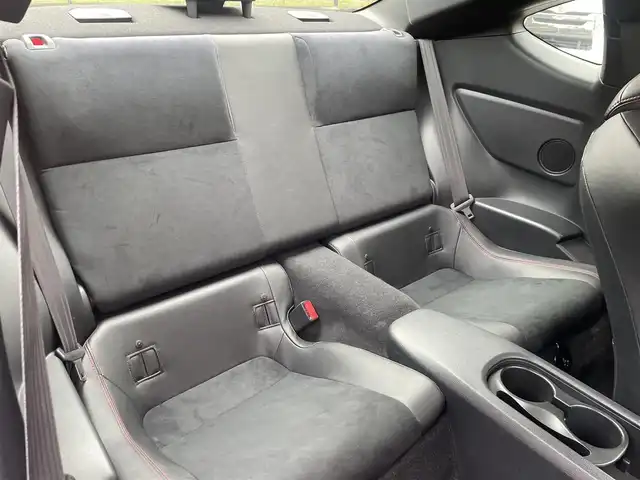 スバル ＢＲＺ GT 埼玉県 2017(平29)年 6.4万km WRブルーパール /6速MT//STIマフラー//ブレンボキャリパー//SACHSダンパー//社外ディスプレイオーディオ//CD/DVD/Bluetooth/USB//クルーズコントロール//ハーフレザーシート//前2席シートヒーター//ETC2.0//スマートキーx2//LEDヘッドライト//LEDフォグランプ//W.サイド.カーテンエアバッグ//ABS//横滑り防止装置//革巻きステアリング//オートライト//純正17インチAW//新車時保証書//取扱説明書