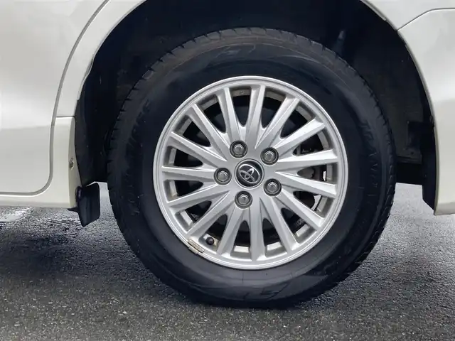 トヨタ ヴォクシー ハイブリッド V 静岡県 2014(平26)年 7.5万km ホワイトパールクリスタルシャイン 社外メモリーナビ(AVIC-RW710)/　AM FM CD DVD Bluetooth SD/ビルトインETC/LEDオートヘッドランプ/シートヒーター(前席)/両側パワースライドドア/クルーズコントロール/革巻きステアリング/ステアリングスイッチ/スマートキー＆プッシュスタート/純正15インチアルミホイール/リアロールサンシェード/フルセグTV/バックモニター/前後方ドライブレコーダー