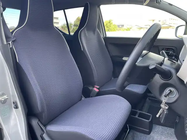 マツダ キャロル GL 群馬県 2019(平31)年 3.9万km シルキーシルバーメタリック スマートブレーキサポート/・デュアルセンサーブレーキサポート/・誤発進抑制機能/・車線逸脱警報/・ふらつき防止/社外メモリナビ　MDV-M705W/(CD DVD Bluetooth iPod フルセグ AM FM SD) /バックカメラ/ETC/社外前後ドライブレコーダー　ZDR026/アイドリングストップ/運転席シートヒーター/ケンウッドツィーター/オートライト/レベライザー/横滑り防止/取扱説明書/保証書/スペアキー