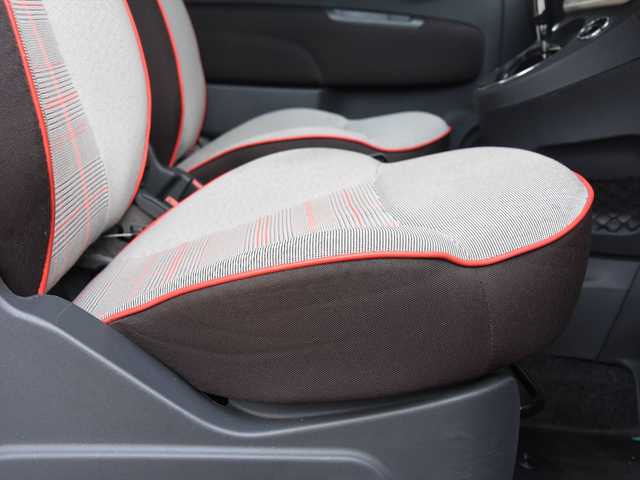 フィアット ５００ スカッコ 和歌山県 2017(平29)年 5.2万km オレンジ 特別仕様車 /ガラスルーフ /ナビ /TV /Bカメラ /beatsオーディオ /ドラレコ /専用チェック柄シート /専用15incAW /HIDライト /キーレス /ステアリングスイッチ /オートエアコン /ETC