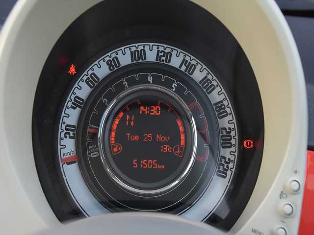 フィアット ５００ スカッコ 和歌山県 2017(平29)年 5.2万km オレンジ 特別仕様車 /ガラスルーフ /ナビ /TV /Bカメラ /beatsオーディオ /ドラレコ /専用チェック柄シート /専用15incAW /HIDライト /キーレス /ステアリングスイッチ /オートエアコン /ETC