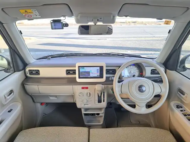 スズキ ラパン G 大阪府 2023(令5)年 0.3万km フォーンベージュM /禁煙車//ワンオーナー車//純正メモリナビ/KXM-E507W//Bluetooth/CD/DVD/USB/iPod//フルセグテレビ//前後ドライブレコーダー//純正フロアマット//アイドリングストップ//オートハイビーム//スマートキー//運転席シートヒーター//後方コーナーセンサー//車線逸脱警報システム//type-c充電ソケット//Wエアバッグ//スペアキー×1//取扱説明書/保証書