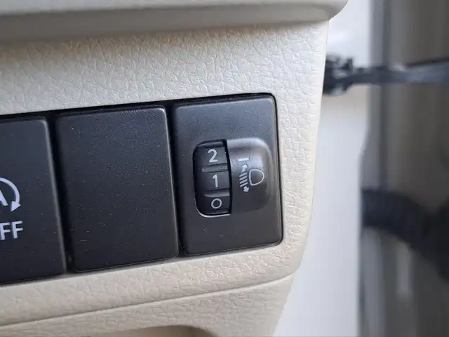 スズキ ラパン G 大阪府 2023(令5)年 0.3万km フォーンベージュM /禁煙車//ワンオーナー車//純正メモリナビ/KXM-E507W//Bluetooth/CD/DVD/USB/iPod//フルセグテレビ//前後ドライブレコーダー//純正フロアマット//アイドリングストップ//オートハイビーム//スマートキー//運転席シートヒーター//後方コーナーセンサー//車線逸脱警報システム//type-c充電ソケット//Wエアバッグ//スペアキー×1//取扱説明書/保証書