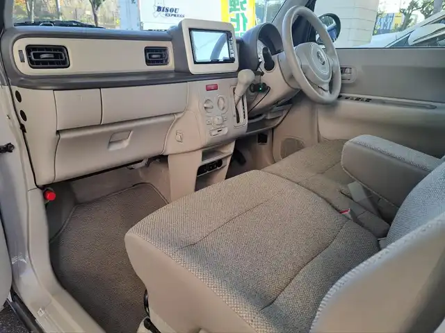 スズキ ラパン G 大阪府 2023(令5)年 0.3万km フォーンベージュM /禁煙車//ワンオーナー車//純正メモリナビ/KXM-E507W//Bluetooth/CD/DVD/USB/iPod//フルセグテレビ//前後ドライブレコーダー//純正フロアマット//アイドリングストップ//オートハイビーム//スマートキー//運転席シートヒーター//後方コーナーセンサー//車線逸脱警報システム//type-c充電ソケット//Wエアバッグ//スペアキー×1//取扱説明書/保証書