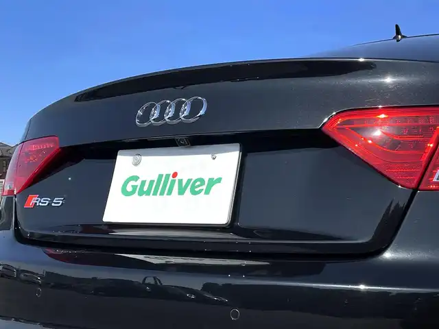 アウディ ＲＳ５ 千葉県 2013(平25)年 6.8万km サテンブラックM 左ハンドル/ＫＷＨＡＳ車高調/ＶＯＳＳＥＮ　ＨＦ５２０インチ鍛造ＡＷ/Ｋ＆Ｎラムエアシステム/カーボンフロントスポイラー/カーボンリアディフューザー/ガラスサンルーフ/バング＆オルフセンオーディオ