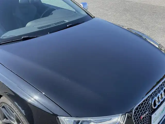 アウディ ＲＳ５ 千葉県 2013(平25)年 6.8万km サテンブラックM 左ハンドル/ＫＷＨＡＳ車高調/ＶＯＳＳＥＮ　ＨＦ５２０インチ鍛造ＡＷ/Ｋ＆Ｎラムエアシステム/カーボンフロントスポイラー/カーボンリアディフューザー/ガラスサンルーフ/バング＆オルフセンオーディオ