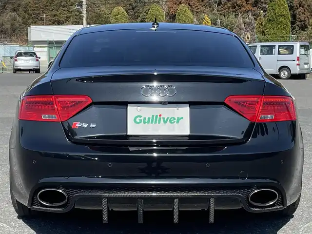 アウディ ＲＳ５ 千葉県 2013(平25)年 6.8万km サテンブラックM 左ハンドル/ＫＷＨＡＳ車高調/ＶＯＳＳＥＮ　ＨＦ５２０インチ鍛造ＡＷ/Ｋ＆Ｎラムエアシステム/カーボンフロントスポイラー/カーボンリアディフューザー/ガラスサンルーフ/バング＆オルフセンオーディオ