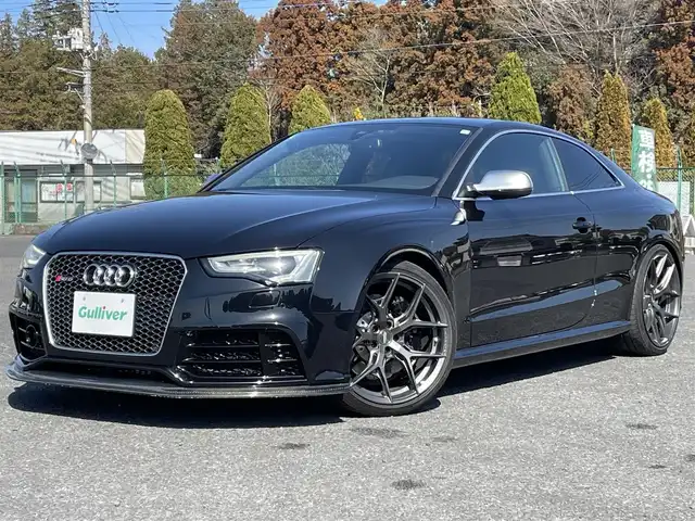 アウディ ＲＳ５ 千葉県 2013(平25)年 6.8万km サテンブラックM 左ハンドル/ＫＷＨＡＳ車高調/ＶＯＳＳＥＮ　ＨＦ５２０インチ鍛造ＡＷ/Ｋ＆Ｎラムエアシステム/カーボンフロントスポイラー/カーボンリアディフューザー/ガラスサンルーフ/バング＆オルフセンオーディオ