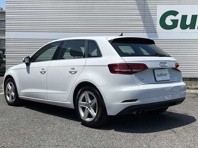 アウディ Ａ３ SB 30TFSI 東京都 2019(平31)年 2万km グレイシアホワイトメタリック ワンオーナー/アシスタンスP　コンビニエンスP/取扱説明書/新車購入時保証書/Audiプレセンス/Audiサイドアシスト/アクティブレーンアシスト/アダプティブクルーズコントロール/純正ナビ/フルセグTV/SD/CD/DVD/BT/USB/AUX/バックカメラ　ETC【2.0】/前後ドライブレコーダー/バーチャルコックピット/コーナーセンサー/純正16インチアルミ