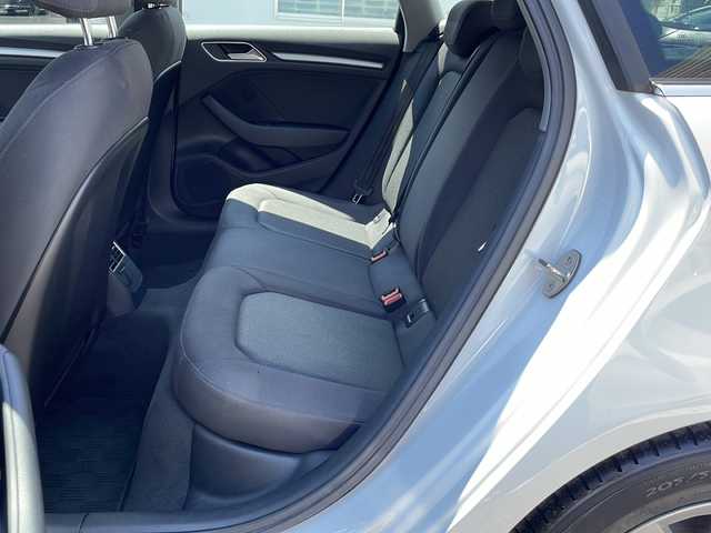 アウディ Ａ３ SB 30TFSI 東京都 2019(平31)年 2万km グレイシアホワイトメタリック ワンオーナー/アシスタンスP　コンビニエンスP/取扱説明書/新車購入時保証書/Audiプレセンス/Audiサイドアシスト/アクティブレーンアシスト/アダプティブクルーズコントロール/純正ナビ/フルセグTV/SD/CD/DVD/BT/USB/AUX/バックカメラ　ETC【2.0】/前後ドライブレコーダー/バーチャルコックピット/コーナーセンサー/純正16インチアルミ