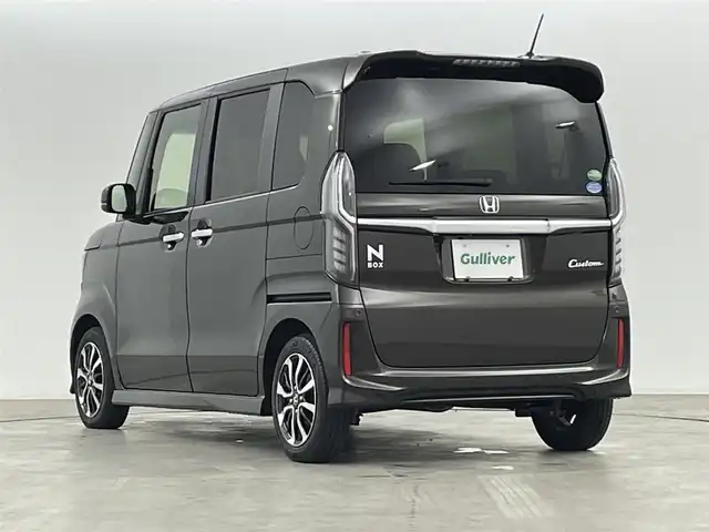 ホンダ Ｎ ＢＯＸ カスタム G L ホンダセンシング 福島県 2017(平29)年 8.2万km プレミアムグラマラスブロンズP 純正ディスプレイオーディオ/型式：WX-171CP/【AM/FM/USB/HDMI/CD/Bluetooth/ワンセグTV】/・バックカメラ/・前方ドライブレコーダー/・ETC/ホンダセンシング/・衝突軽減ブレーキ/・路外逸脱抑制機能/・レーンキープアシスト/・アダプティブクルーズコントロール/・オートマチックハイビーム/後方コーナーセンサー/LEDヘッドライト/・オートライト/・LEDフロントフォグライト/ステアリングスイッチ/片側パワースライドドア/チップアップシート/純正サイドエアロ/アイドリングストップ/横滑り防止装置/ABS/純正14インチアルミホイール/電動格納ウィンカーミラー/プッシュスタート/・スマートキー/・スペアキー/取扱説明書