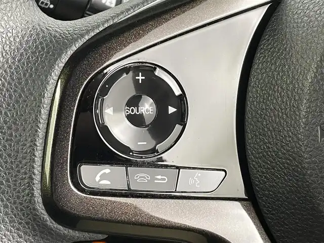 ホンダ Ｎ ＢＯＸ カスタム G L ホンダセンシング 福島県 2017(平29)年 8.2万km プレミアムグラマラスブロンズP 純正ディスプレイオーディオ/型式：WX-171CP/【AM/FM/USB/HDMI/CD/Bluetooth/ワンセグTV】/・バックカメラ/・前方ドライブレコーダー/・ETC/ホンダセンシング/・衝突軽減ブレーキ/・路外逸脱抑制機能/・レーンキープアシスト/・アダプティブクルーズコントロール/・オートマチックハイビーム/後方コーナーセンサー/LEDヘッドライト/・オートライト/・LEDフロントフォグライト/ステアリングスイッチ/片側パワースライドドア/チップアップシート/純正サイドエアロ/アイドリングストップ/横滑り防止装置/ABS/純正14インチアルミホイール/電動格納ウィンカーミラー/プッシュスタート/・スマートキー/・スペアキー/取扱説明書