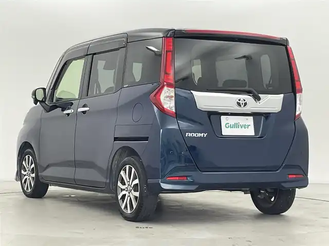 トヨタ ルーミー カスタムG－T 群馬県 2017(平29)年 5.2万km ブラックマイカメタリック/レーザーブルークリスタルシャイン 2トーン ナビレディパッケージ/・バックカメラ/・ステアリングスイッチ/コンフォートパッケージ/・運転席/助手席シートヒーター/・シートバックテーブル/スペアタイヤ/=====/純正9インチSDナビ/・フルセグTV/AM/FM/CD/DVD/BT/ETC/両側パワースライドドア/スマートアシスト/・衝突回避支援ブレーキ/・衝突警報/・車線逸脱警報機/・誤発進抑制制御/・先行車発進お知らせ/LEDヘッドライト/プッシュスタート/スマートキー