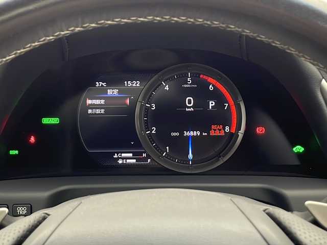 レクサス ＥＳ 300h Fスポーツ 千葉県 2019(令1)年 3.7万km グラファイトブラックガラスフレーク 純正ナビ　　(フルセグTV　Bluetooth　CD/DVD)/バックカメラ　/ETC2.0/Mark Levinsonサウンド/サンルーフ　/レザーシート　/パワーシート　/シートヒーター　/エアシート　/パドルシフト　/ステアリングスイッチ/ステアリングヒーター/クルーズコントロール　/ブラインドスポットモニター/オートライト/ＬＥＤヘッドライト　/オートハイビーム/ヘッダアップディスプレイ/クリアランスソナー/純正19インチアルミホイール/純正フロアマット/リアオートサンシェード/ワイヤレス充電/パワートランク（ハンズフリー）/電動格納ウィンカーミラー/プッシュスタート　/スマートキー　