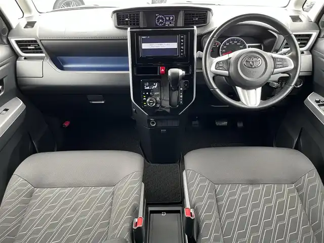 トヨタ ルーミー カスタムG－T 奈良県 2018(平30)年 3.3万km パールホワイトⅢ ターボ/純正ナビ(フルセグTV/CD/AM・FM/BT)/バックカメラ/前方ドラレコ/両側パワースライドドア/クルーズコントロール/サイドビューランプ/アイドリングストップ機能/前後コーナーセンサー/純正15インチアルミホイール/純正フロアマット/LEDヘッドライト/フォグランプ/後席サンシェード/サイドカーテンエアバッグ/プッシュスタート
