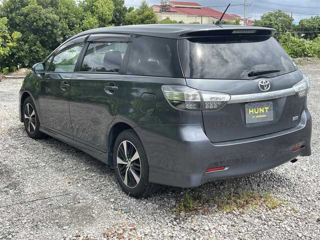 トヨタ ウィッシュ 1．8S 千葉県 2012(平24)年 11.9万km グレーメタリック ユーザー買取車両/純正ナビ(NSCP-W62)/　ワンセグ/BT/CD/AUX/バックカメラ/パドルシフト/ETC/スマートキー/プッシュスタート/HIDヘッドライト/オートライト/フォグライト/純正フロアマット/サイドバイザー