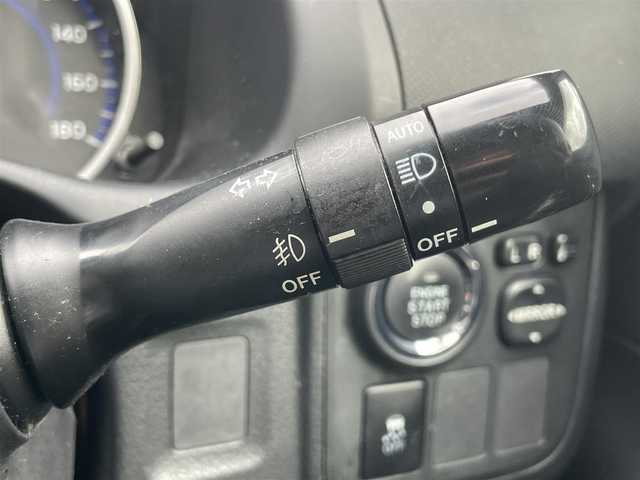 トヨタ ウィッシュ 1．8S 千葉県 2012(平24)年 11.9万km グレーメタリック ユーザー買取車両/純正ナビ(NSCP-W62)/　ワンセグ/BT/CD/AUX/バックカメラ/パドルシフト/ETC/スマートキー/プッシュスタート/HIDヘッドライト/オートライト/フォグライト/純正フロアマット/サイドバイザー