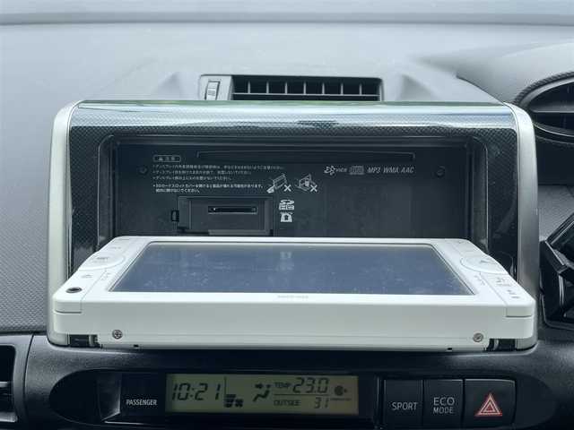 トヨタ ウィッシュ 1．8S 千葉県 2012(平24)年 11.9万km グレーメタリック ユーザー買取車両/純正ナビ(NSCP-W62)/　ワンセグ/BT/CD/AUX/バックカメラ/パドルシフト/ETC/スマートキー/プッシュスタート/HIDヘッドライト/オートライト/フォグライト/純正フロアマット/サイドバイザー