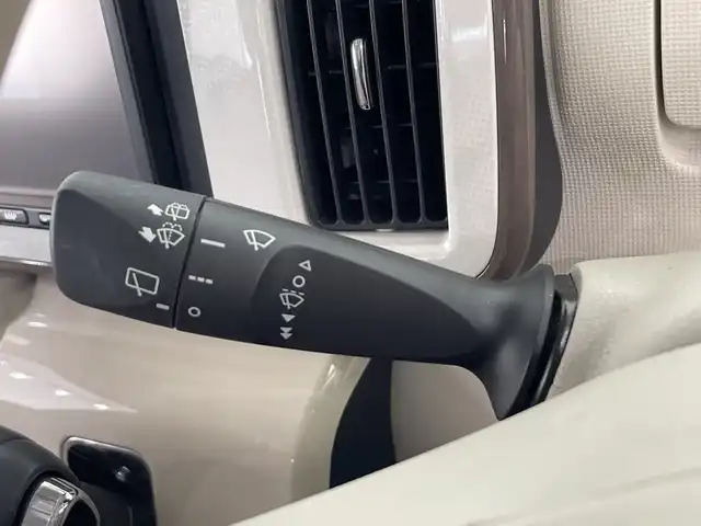 ダイハツ ムーヴ キャンバス G メイクアップ リミテッド　SAⅢ 栃木県 2022(令4)年 2.1万km パールホワイトⅢ/ナチュラルベージュマイカメタリック 2トーン 社外ナビ/（Bluetooth）/バックカメラ/全方位カメラ/スマートアシストIII/・衝突回避支援ブレーキ機能/・衝突警報機能/・車線逸脱警報機能/・誤発進抑制制御機能/・先行車発進お知らせ機能/・前後コーナーセンサー/・オートハイビーム/クルーズコントロール/両側パワースライドドア/前方ドライブレコーダー/LEDヘッドライト/禁煙車/LEDヘッドライト/スマートキー/アイドリングストップ
