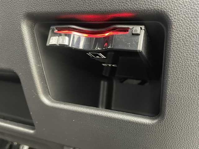 ダイハツ タント カスタム RS トップED SA Ⅲ 岡山県 2018(平30)年 5.3万km ブライトシルバーメタリック 純正ナビ/【ナビ/フルセグ/Bluetooth/DVD/CD】	/バックカメラ	/オートハイビーム	/LEDヘッドライト（AUTO機能付き）	/ETC	/運転席シートヒーター		/衝突軽減ブレーキシステム	/車線逸脱防止システム	/横滑り防止装置	/社外ドライブレコーダー（前後）	/純正15インチアルミ/純正フロアマット	/ステアリングスイッチ	/チルトステアリング/ウィンカーミラー/ドアバイザー/プッシュスタート	/スマートキー×2	/ナビ取扱説明書