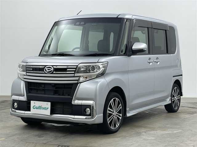 ダイハツ タント カスタム RS トップED SA Ⅲ 岡山県 2018(平30)年 5.3万km ブライトシルバーメタリック 純正ナビ/【ナビ/フルセグ/Bluetooth/DVD/CD】	/バックカメラ	/オートハイビーム	/LEDヘッドライト（AUTO機能付き）	/ETC	/運転席シートヒーター		/衝突軽減ブレーキシステム	/車線逸脱防止システム	/横滑り防止装置	/社外ドライブレコーダー（前後）	/純正15インチアルミ/純正フロアマット	/ステアリングスイッチ	/チルトステアリング/ウィンカーミラー/ドアバイザー/プッシュスタート	/スマートキー×2	/ナビ取扱説明書