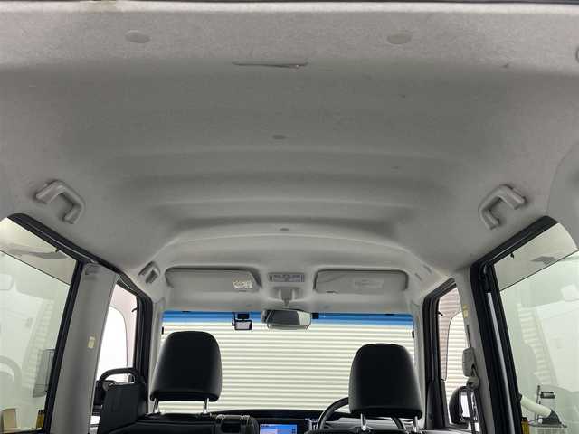 ダイハツ タント カスタム RS トップED SA Ⅲ 岡山県 2018(平30)年 5.3万km ブライトシルバーメタリック 純正ナビ/【ナビ/フルセグ/Bluetooth/DVD/CD】	/バックカメラ	/オートハイビーム	/LEDヘッドライト（AUTO機能付き）	/ETC	/運転席シートヒーター		/衝突軽減ブレーキシステム	/車線逸脱防止システム	/横滑り防止装置	/社外ドライブレコーダー（前後）	/純正15インチアルミ/純正フロアマット	/ステアリングスイッチ	/チルトステアリング/ウィンカーミラー/ドアバイザー/プッシュスタート	/スマートキー×2	/ナビ取扱説明書