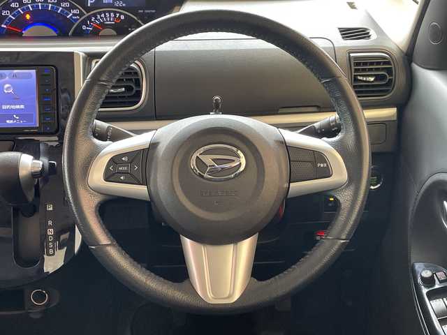 ダイハツ タント カスタム RS トップED SA Ⅲ 埼玉県 2018(平30)年 5.3万km ブライトシルバーメタリック スマートアシスト /メモリナビ /　　CD/DVD/BT/フルセグ/バックカメラ /両側パワースライドドア /LEDオートライト /ハーフレザーシート /シートヒーター /純正15インチアルミホイール /ステアリングスイッチ　/禁煙車