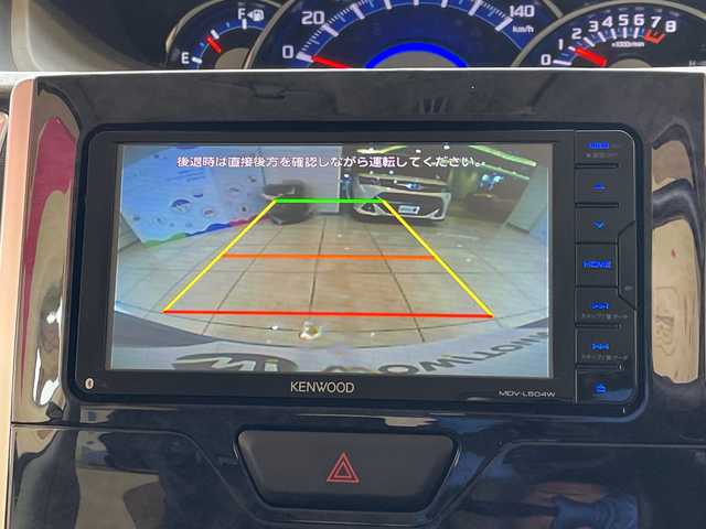 ダイハツ タント カスタム RS トップED SA Ⅲ 埼玉県 2018(平30)年 5.3万km ブライトシルバーメタリック スマートアシスト /メモリナビ /　　CD/DVD/BT/フルセグ/バックカメラ /両側パワースライドドア /LEDオートライト /ハーフレザーシート /シートヒーター /純正15インチアルミホイール /ステアリングスイッチ　/禁煙車