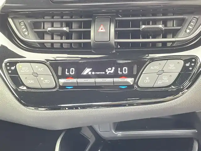 トヨタ Ｃ－ＨＲ G 千葉県 2019(平31)年 2.5万km ブラックマイカ セーフティセンスP/（衝突回避支援パッケージ）/・プリクラッシュセーフティシステム/・レーンディパーチャーアラート/・オートマチックハイビーム/・レーダークルーズコントロール/ブラインドスポットモニター/純正9インチメモリーナビ/・フルセグTV/・Bluetooth接続/・CD/DVD再生機能/バックカメラ/前後コーナーセンサー/LEDヘッドライト/スマートキー/社外20インチアルミホイール(WALD)/社外フルエアロ(WALD)