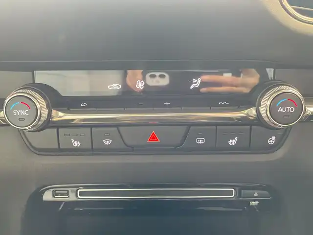 マツダ ＣＸ－３０ 20S Lパッケージ 埼玉県 2020(令2)年 4.9万km ソウルレッドクリスタルM スマートブレーキサポート　/純正メモリナビ　/全方位モニター　/パワーバックドア　/レーダークルーズコントロール　/LEDライト　/革シート　/シートヒーター/メモリーシート　/純正18インチアルミホイール /ブラインドスポットモニター/ヘッドアップディスプレイ/ステアリングヒーター/電子パーキング/ETC