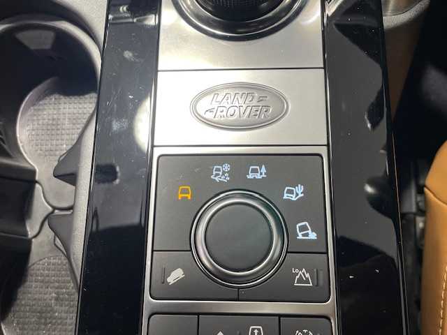 ランドローバー ランドローバー ディスカバリー HSE 宮城県 2018(平30)年 5.6万km サントリーニ・ブラック ４WD/ターボ/純正ナビ/全方位カメラ/MERIDIANサウンドシステム/Bluetooth/CD/DVD/ETC/パワーシート/シートメモリー/シートヒーター/電動格納シート/パワーバックドア/ドライブレコーダー/LEDヘッドライト/バックフォグ/オートライト/オートマチックハイビーム