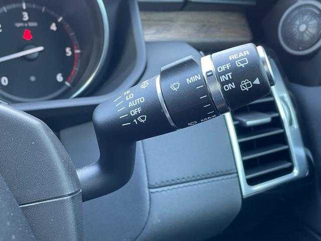 ランドローバー ランドローバー ディスカバリー HSE 埼玉県 2018(平30)年 5.6万km サントリーニ・ブラック ４WD/ターボ/純正ナビ/全方位カメラ/MERIDIANサウンドシステム/Bluetooth/CD/DVD/ETC/パワーシート/シートメモリー/シートヒーター/電動格納シート/パワーバックドア/ドライブレコーダー/LEDヘッドライト/バックフォグ/オートライト/オートマチックハイビーム