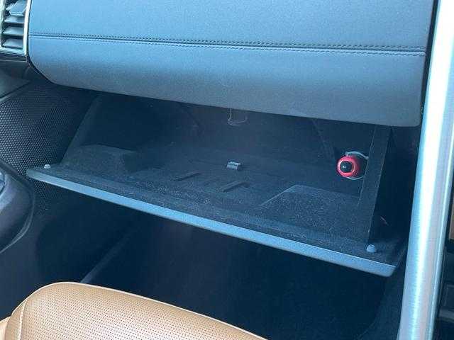 ランドローバー ランドローバー ディスカバリー HSE 埼玉県 2018(平30)年 5.6万km サントリーニ・ブラック ４WD/ターボ/純正ナビ/全方位カメラ/MERIDIANサウンドシステム/Bluetooth/CD/DVD/ETC/パワーシート/シートメモリー/シートヒーター/電動格納シート/パワーバックドア/ドライブレコーダー/LEDヘッドライト/バックフォグ/オートライト/オートマチックハイビーム