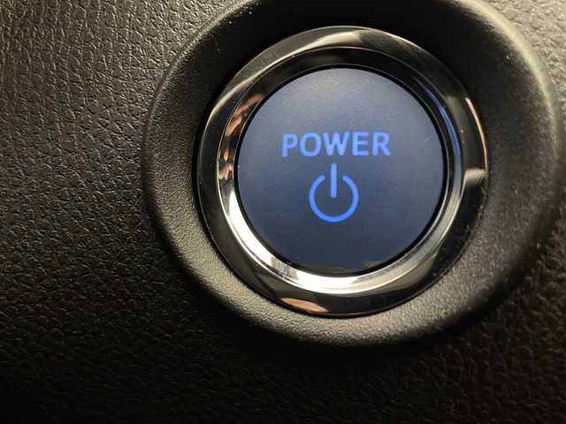 トヨタ Ｃ－ＨＲ S 宮崎県 2017(平29)年 4.2万km メタルストリームM 禁煙車/トヨタセーフティセンス/社外ナビTV/（AVN-P10W/Bluetooth/FMAM/フルセグTV)/社外バックカメラ/社外ETC/純正モデリスタエアロ/純正17インチアルミ/純正フロアマット/アダプティブクルーズコントロール/プリクラッシュセーフティ/レーンディパーチャーアラート/オートマチックハイビーム/電子パーキング/オートホールド/デュアルオートエアコン/本革巻ハンドル/オート電動格納ミラー/スマートキー/プッシュエンジンスタート/スペアキー/新車時保証書