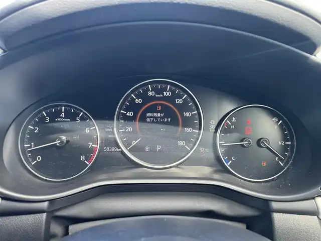 マツダ マツダ３セダン 20S 100周年特別記念車 愛知県 2020(令2)年 5.1万km スノーフレイクホワイトパールマイカ 純正ナビ/（CD/DVD/FM/AM/BT/HDMI/USB）/フルセグTV/BOSEサウンドシステム/アラウンドビューモニター/ビルトインETC/純正18インチAW/i-ACTIVSENSE/レーダークルーズコントロール/ブラインドスポットモニター/ヘッドアップディスプレイ/アイドリングストップ/レザーシート /運転席メモリー付きパワーシート/前席シートヒーター /エアシート/LEDヘッドライト/取説、保証書