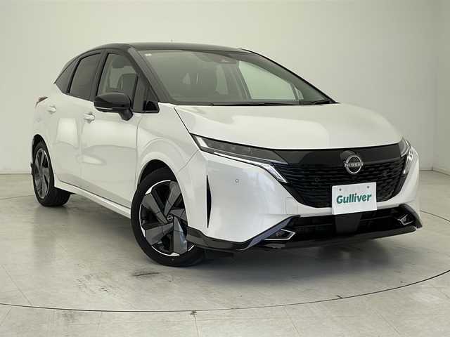 日産 オーラ G レザーエディション 千葉県 2024(令6)年 2万km ピュアホワイトパール / スーパーブラック 2トーン プロパイロット/純正メーカーナビ/BT フルセグ Carplay HDMI/全方位カメラ/ETC2.0/BOSEサウンド/衝突軽減ブレーキ/レーダークルーズコントロール/レーンキープアシスト/前後コーナーセンサー/ブラックレシート/ドライブレコーダー/ワイヤレス充電/デジタルインナーミラー/ブラインドスポットモニター/純正フロアマット/LEDヘッドライト/オートライト/スマートキー/プッシュスタート