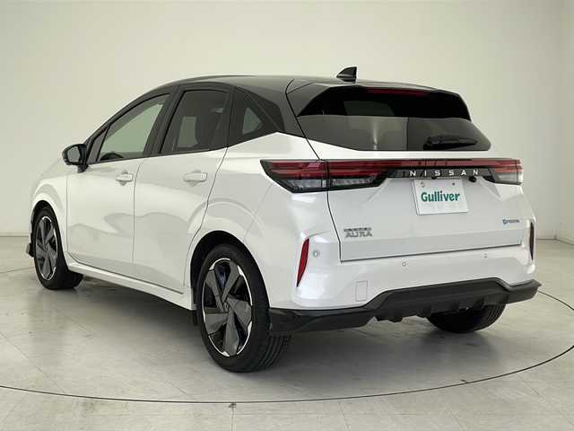 日産 オーラ G レザーエディション 千葉県 2024(令6)年 2万km ピュアホワイトパール / スーパーブラック 2トーン プロパイロット/純正メーカーナビ/BT フルセグ Carplay HDMI/全方位カメラ/ETC2.0/BOSEサウンド/衝突軽減ブレーキ/レーダークルーズコントロール/レーンキープアシスト/前後コーナーセンサー/ブラックレシート/ドライブレコーダー/ワイヤレス充電/デジタルインナーミラー/ブラインドスポットモニター/純正フロアマット/LEDヘッドライト/オートライト/スマートキー/プッシュスタート