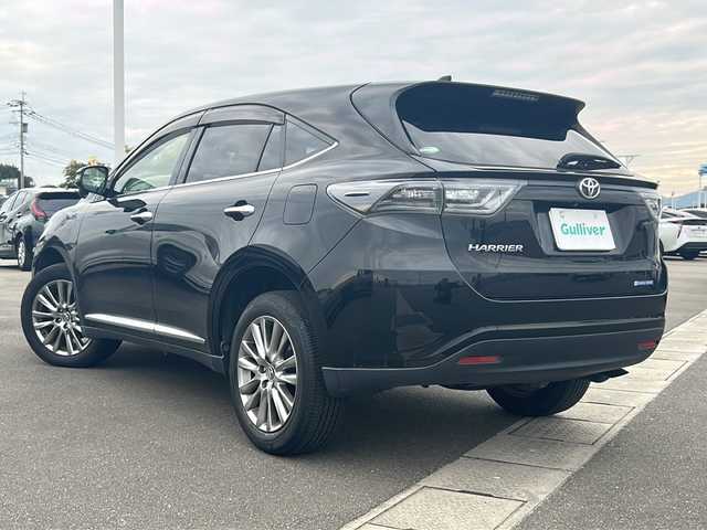 トヨタ ハリアー プレミアム 佐賀県 2016(平28)年 5.7万km ブラック アルパイン9インチメモリーナビゲーション/・フルセグTV/CD/DVD/SD/Bluetooth/バックカメラ/前方ドライブレコーダー/ビルトインETC/パワーバックドア/ハーフレザーシート/D席パワーシート/ISOFIX対応/木目調革巻きステアリング/ステアリングリモコン/純正18インチアルミホイール/純正LEDヘッドライト/・オートマチックハイビーム/純正LEDフォグランプ/純正フロアマット/純正ドアバイザ―/スペアキー１本/クルーズコントロール/レーンディパーチャーアラート/プリクラッシュセーフティ