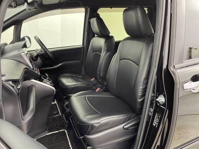 トヨタ ヴォクシー ハイブリッド ZS 煌Ⅱ 新潟県 2019(平31)年 7万km ブラック ALPAINE11型ナビ/BT/CD/DVD/フルセグ/ALPAINE12.8型フリップダウンモニター/バックカメラ/ドライブレコーダー前/トヨタセーフティセンス/コーナーセンサー前後/両側パワースライドドア/LEDヘッドライト/フォグランプ/純正フロアマット/シートヒーター/モデリスタエアロ