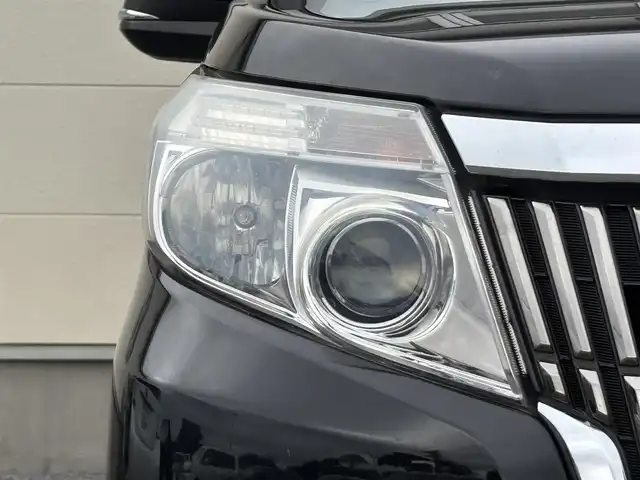 トヨタ エスクァイア Gi 茨城県 2014(平26)年 7.4万km ブラック 純正ナビ/ (AM/FM/CD/Bluetooth/フルセグTV)/バックカメラ/フリップダウンモニター/クルーズコントロール/スペアキー/ビルトインETC/ドライブレコーダー(前後)/両側パワースライドドア/シートヒーター/オートライト/衝突被害軽減ブレーキ/純正アルミホイール/純正フロアマット