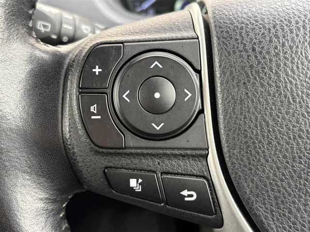 トヨタ エスクァイア Gi 茨城県 2014(平26)年 7.4万km ブラック 純正ナビ/ (AM/FM/CD/Bluetooth/フルセグTV)/バックカメラ/フリップダウンモニター/クルーズコントロール/スペアキー/ビルトインETC/ドライブレコーダー(前後)/両側パワースライドドア/シートヒーター/オートライト/衝突被害軽減ブレーキ/純正アルミホイール/純正フロアマット