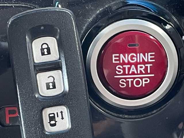 ホンダ Ｎ ＢＯＸ G Lパッケージ 茨城県 2012(平24)年 10.2万km クリスタルブラックパール ナビ /-BT/AM/FM/CD/TV/片側パワースライドドア /バックカメラ /スマートキー /アイドリングストップ /純正フロアマット /オートライト /パワーウィンドウ